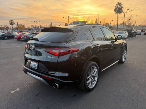 2018 Alfa Romeo Stelvio Ti Sport