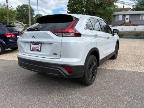 2022 Mitsubishi Eclipse Cross LE