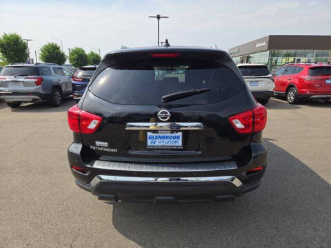 2020 Nissan Pathfinder S