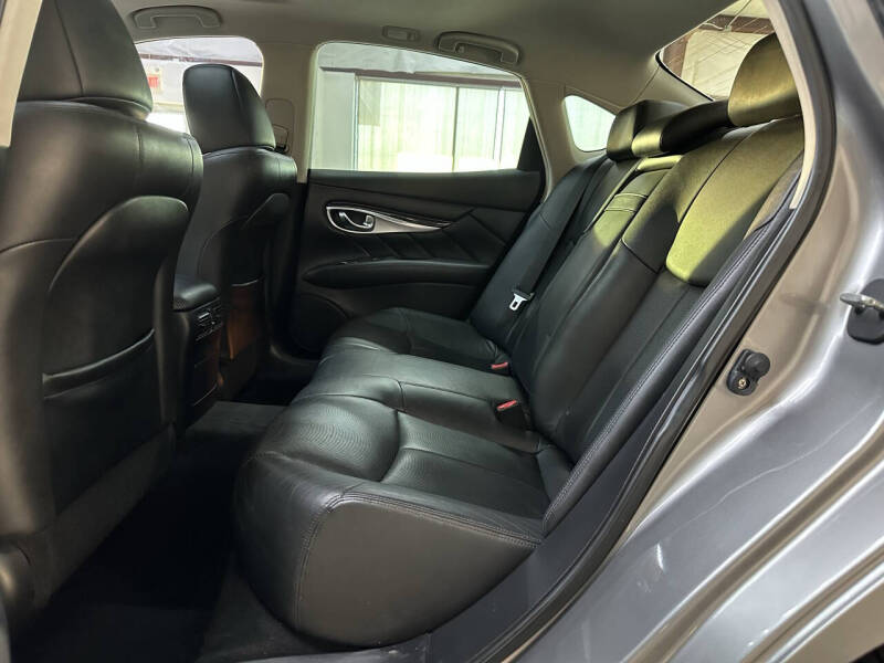 2013 Infiniti M35h