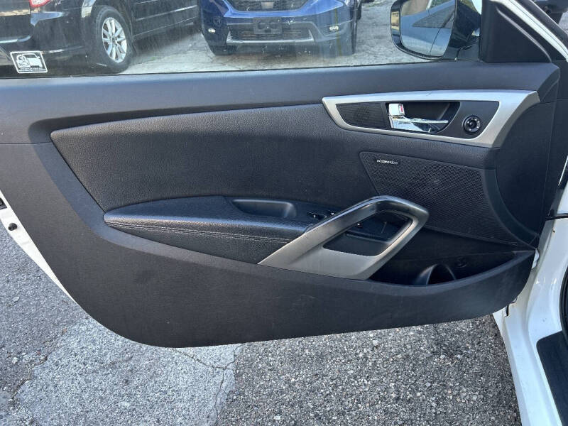 2013 Hyundai Veloster