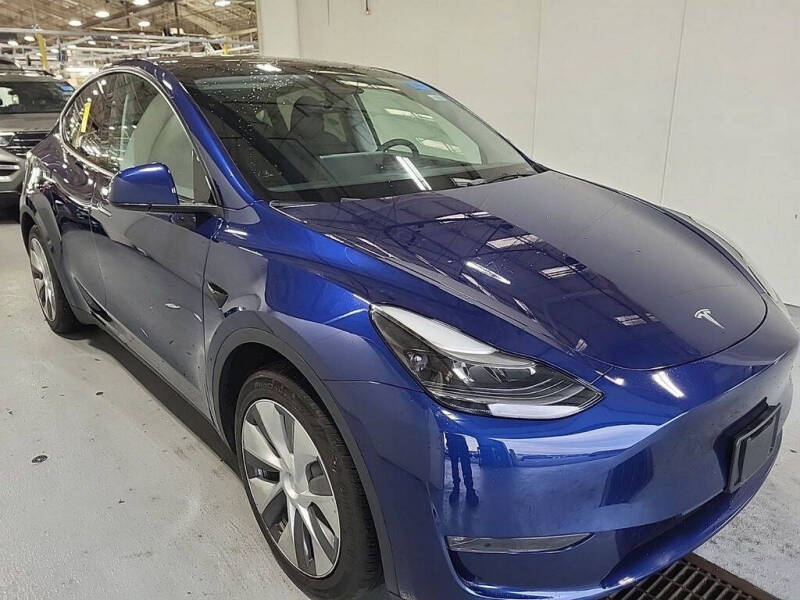 2023 Tesla Model Y Long Range