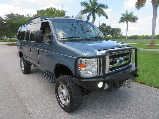 2013 Ford E-Series E-150 XLT