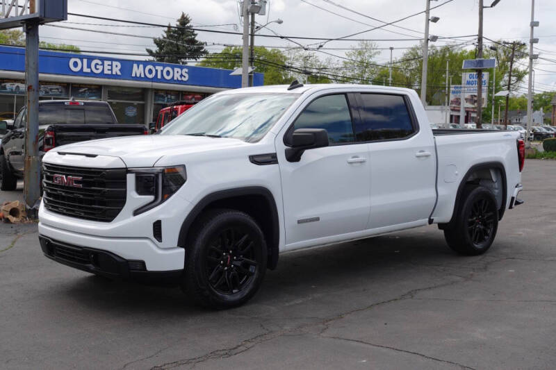 2024 GMC Sierra 1500 Elevation Standard