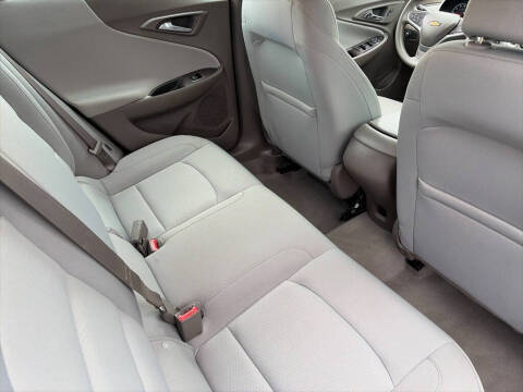 2022 Chevrolet Malibu LS