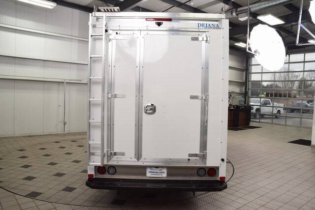 2026 Chevrolet Express 3500