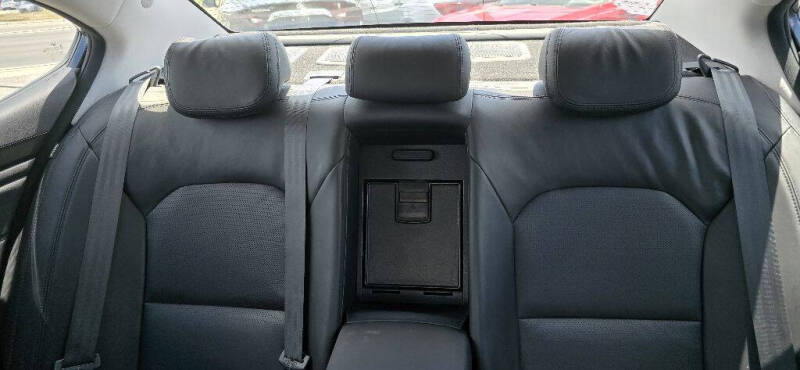 2015 Kia Cadenza Premium