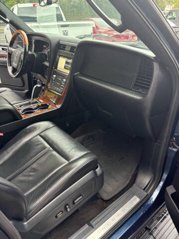 2016 Lincoln Navigator Select