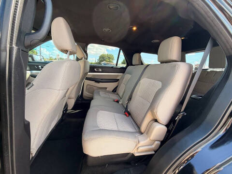 2018 Ford Explorer