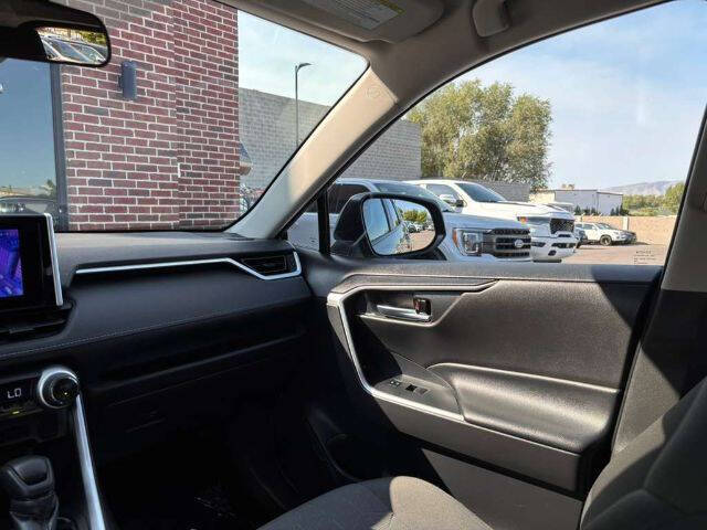 2023 Toyota RAV4 Hybrid XLE