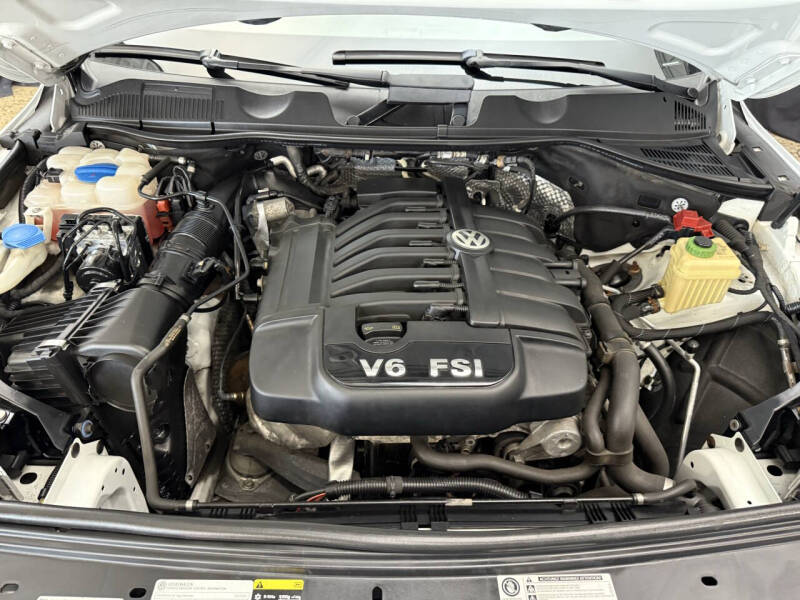 2014 Volkswagen Touareg V6 R-Line