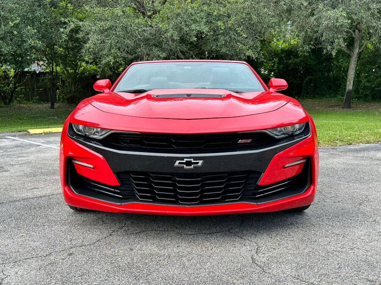 2019 CHEVROLET Camaro Convertible - $39,995