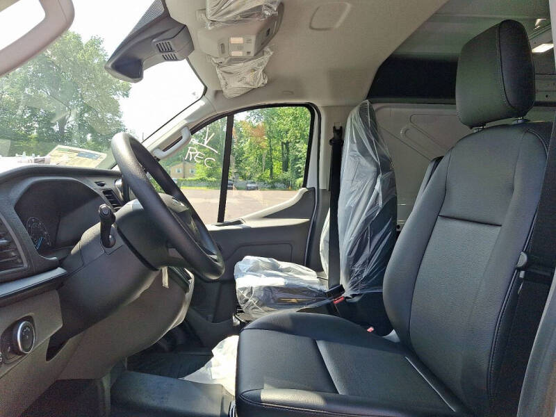 2025 Ford Transit
