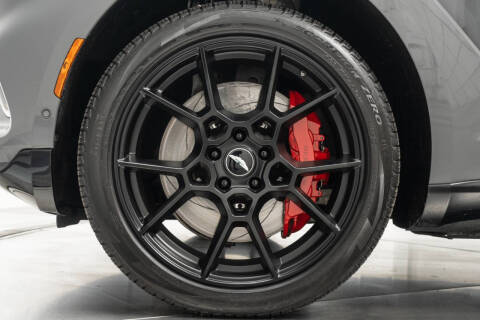 2021 Aston Martin DBX