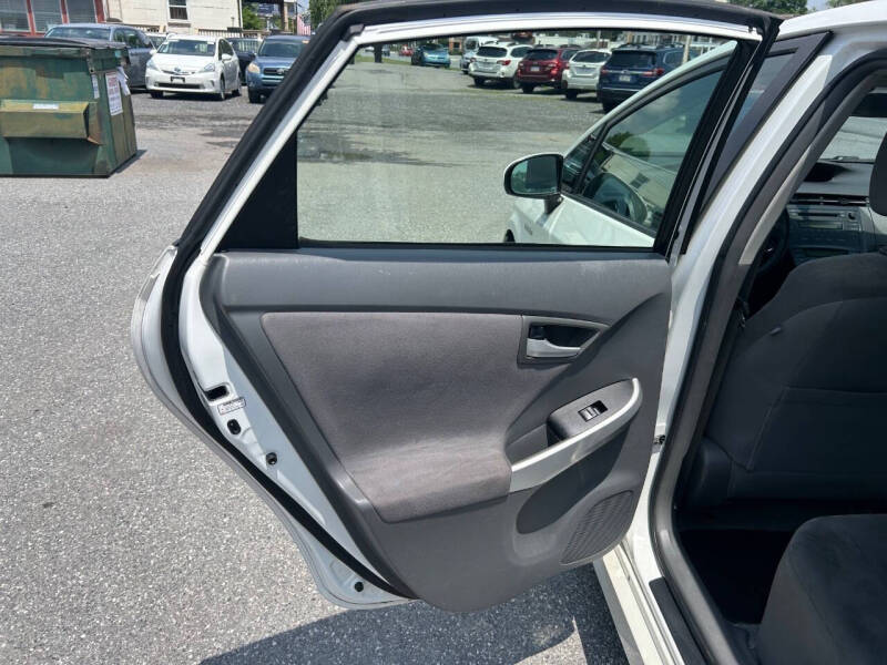 2011 Toyota Prius One