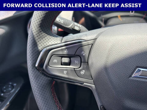 2025 Chevrolet Trax RS