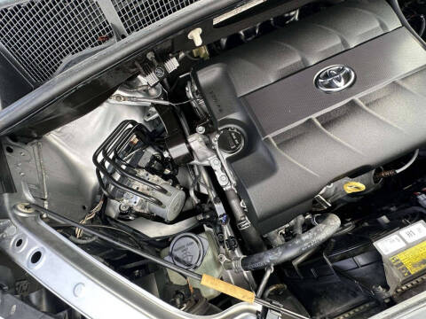 2014 Toyota Sienna XLE 8-Passenger