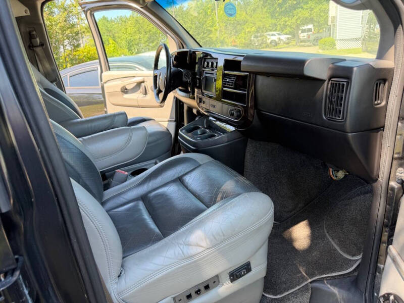 2011 GMC Savana 2500