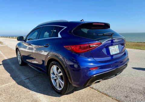 2017 Infiniti QX30