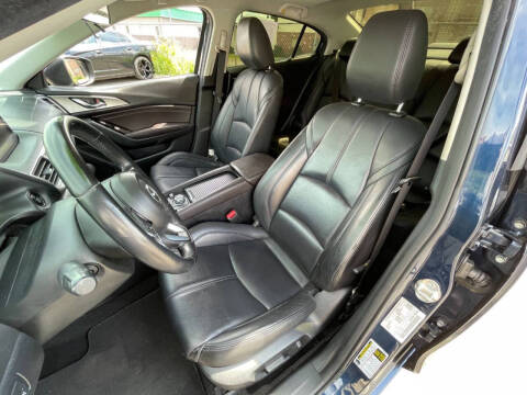 2017 Mazda MAZDA3