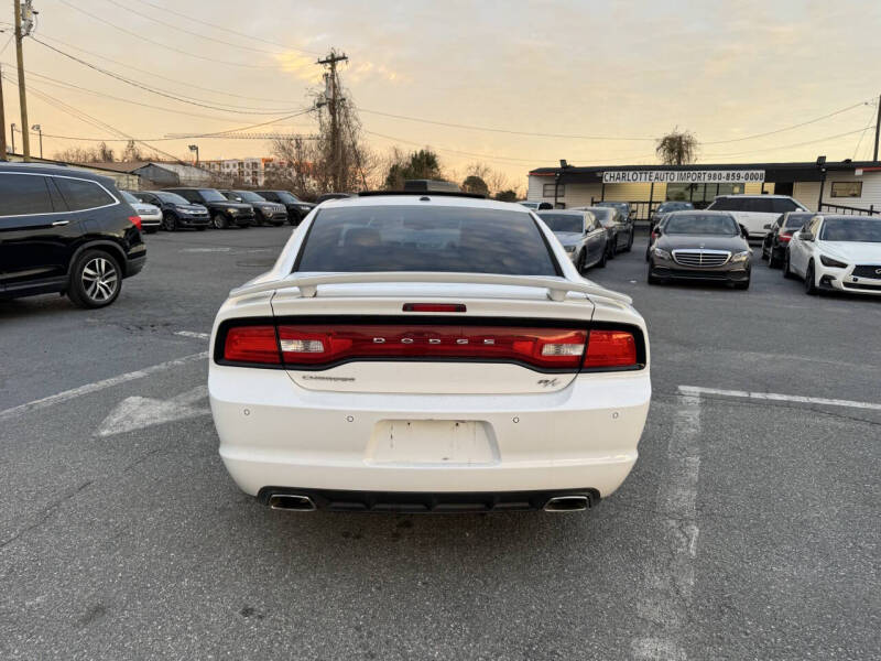 2012 Dodge Charger R/T Max