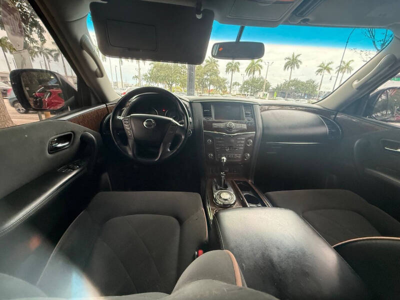 2017 Nissan Armada SV