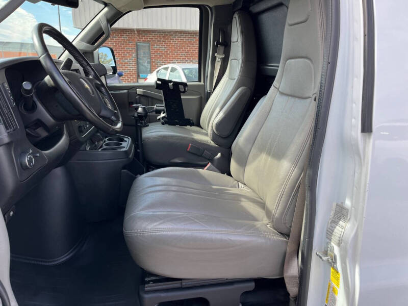 2020 Chevrolet Express 2500