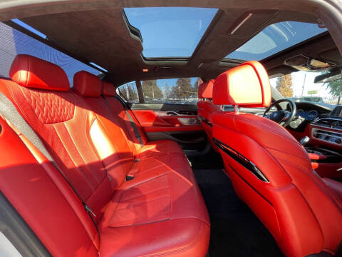 2017 BMW 7 Series 750i