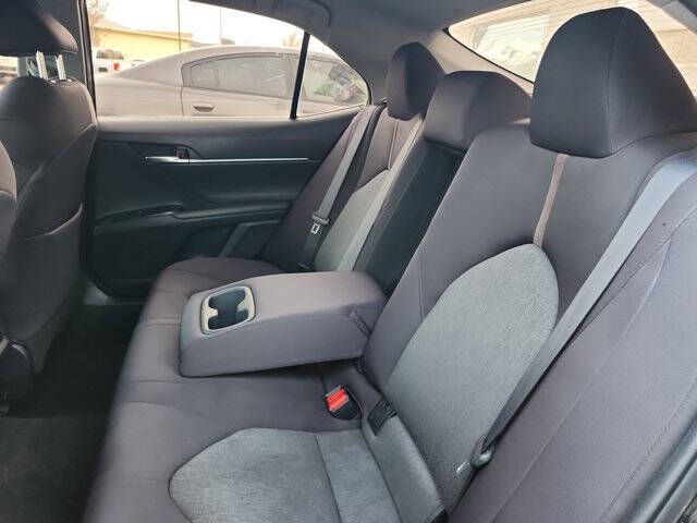 2018 Toyota Camry LE