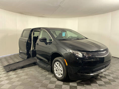 2023 Chrysler Voyager for sale at AMS Vans in Tucker GA