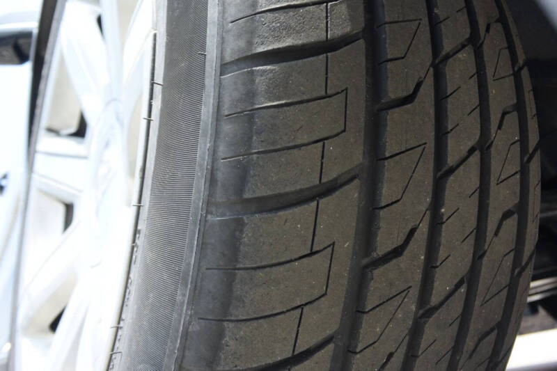 2018 Cadillac Escalade ESV Premium Luxury