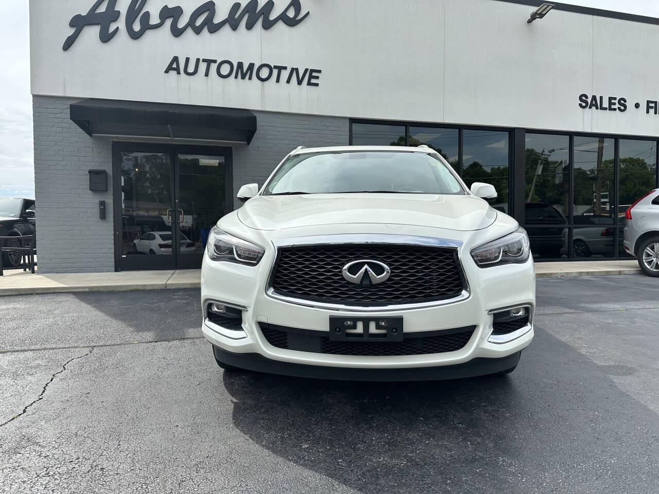 White 2017 INFINITI QX60 Base AWD 4dr SUV 2