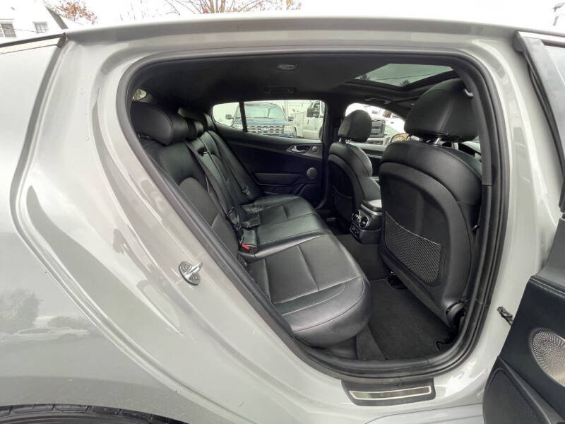 2019 Kia Stinger GT1