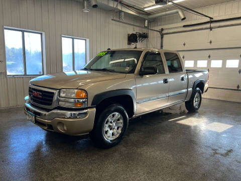 2005 GMC Sierra 1500 for sale at Sand's Auto Sales in Cambridge MN