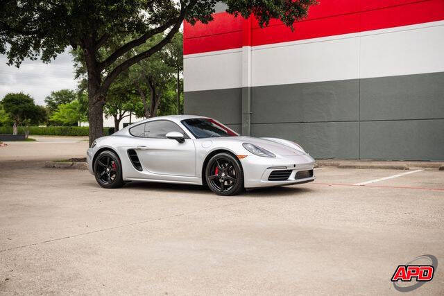 2017 Porsche 718 Cayman