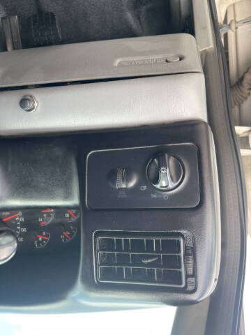 2005 Ford F-750 Super Duty