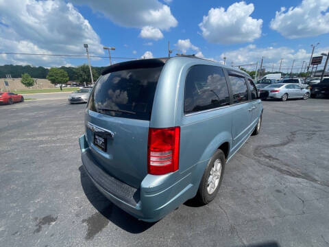 2008 Chrysler Town and Country Touring