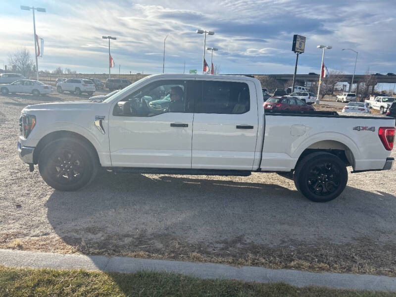 2023 Ford F-150 XLT's photo