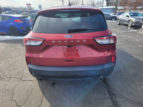 2021 Ford Escape SE