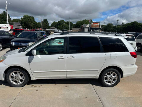 2005 Toyota Sienna XLE 7 Passenger