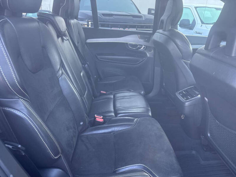 2016 Volvo XC90 T6 R-Design