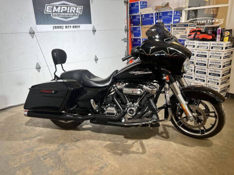 2017 Harley-Davidson FLHX - Street Glide