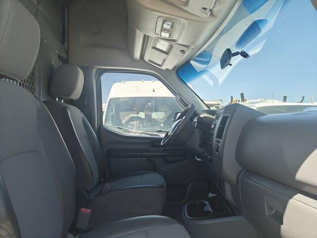 2013 Nissan NV