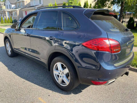 2012 Porsche Cayenne S