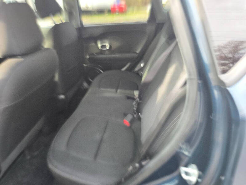 2017 Kia Soul + - Photo 6
