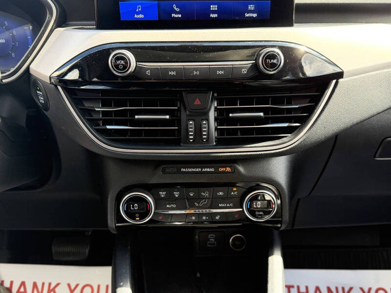 2021 Ford Escape SEL