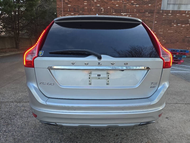 2016 Volvo XC60 T5 Premier
