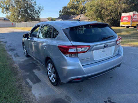 2019 Subaru Impreza 2.0i