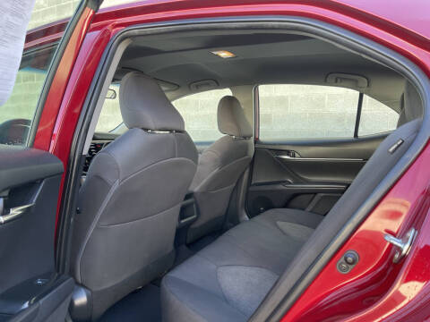 2020 Toyota Camry LE