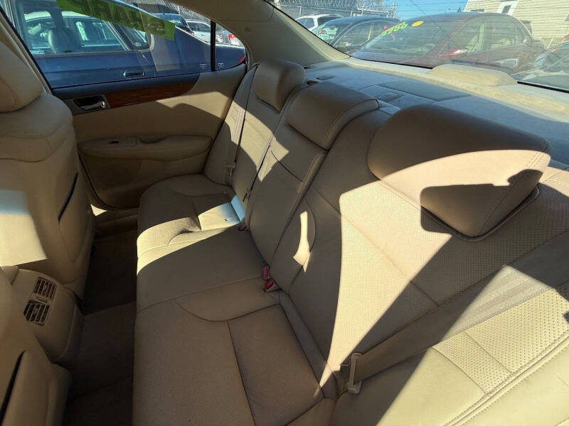 2005 Lexus ES 330